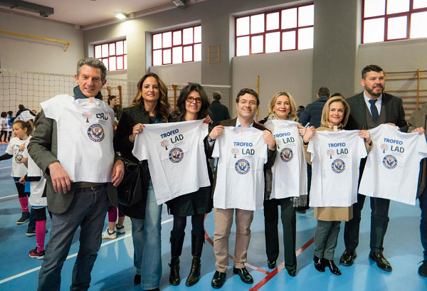 con-maglia